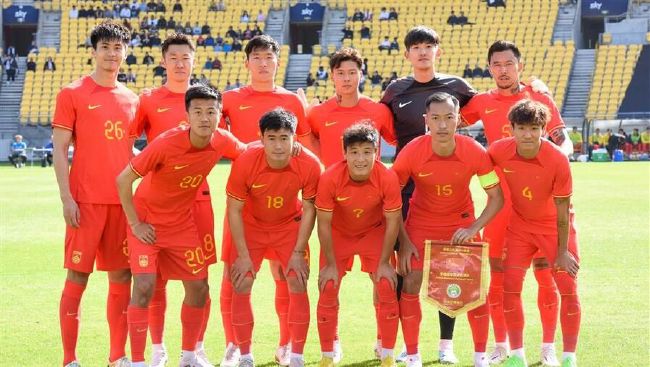 记者：阿拉巴今天接受手术，门迪伤势不重预计缺席10天据TheAthletic记者GuillermoRai报道，阿拉巴将在奥地利接受手术。